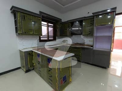 نارتھ ناظم آباد ۔ بلاک ایل نارتھ ناظم آباد,کراچی میں 8 کمروں کا 11 مرلہ مکان 7.75 کروڑ میں برائے فروخت۔