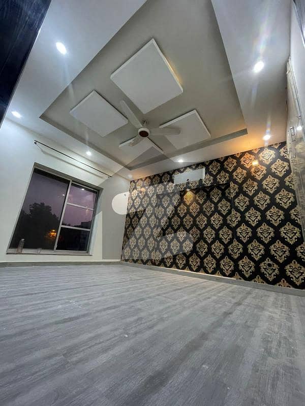10 Marla Upper Portion Facing Mosque For Rent In Sector F Ghaznavi Block Bahria Town Lahore