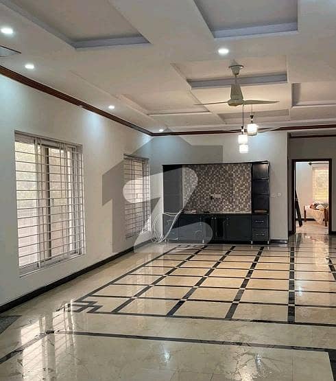 4500 Square Feet House For Sale Available In DHA Defence