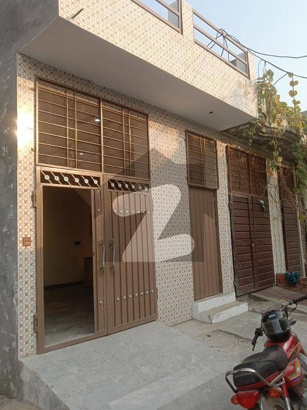 کاہنہ لاہور میں 2 کمروں کا 2 مرلہ مکان 27.0 لاکھ میں برائے فروخت۔