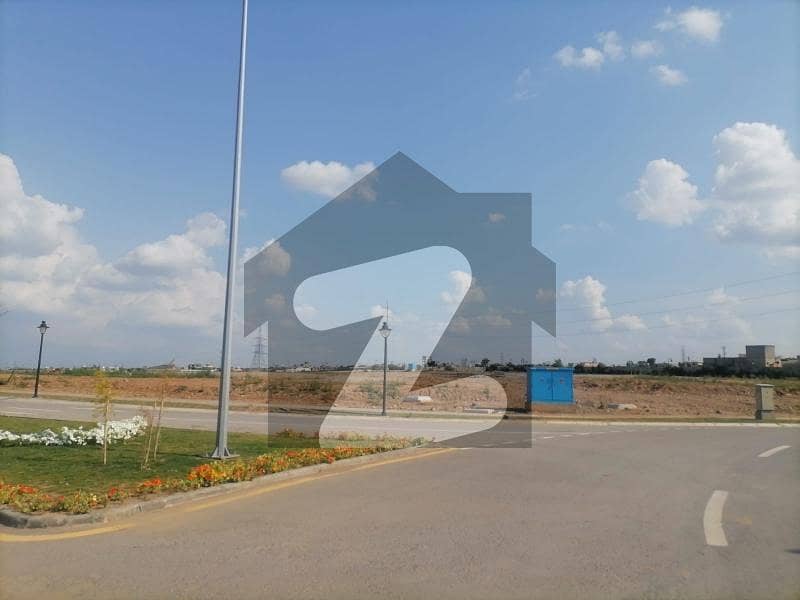 Commercial Plot In Expressway Commercial Sized 4 Marla Is Available