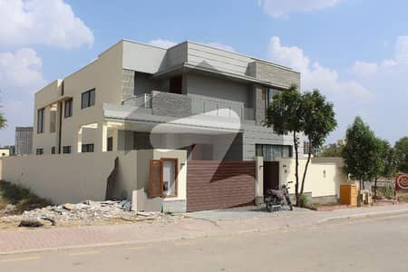 Brand New 500sq Yds Villa Available For Rent Near By Masjid - A++ Construction