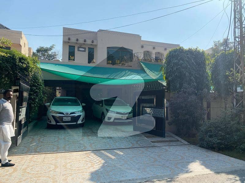 One Kanal Slightly Used Modern House For Sale In DHA Phase 4 Block GG