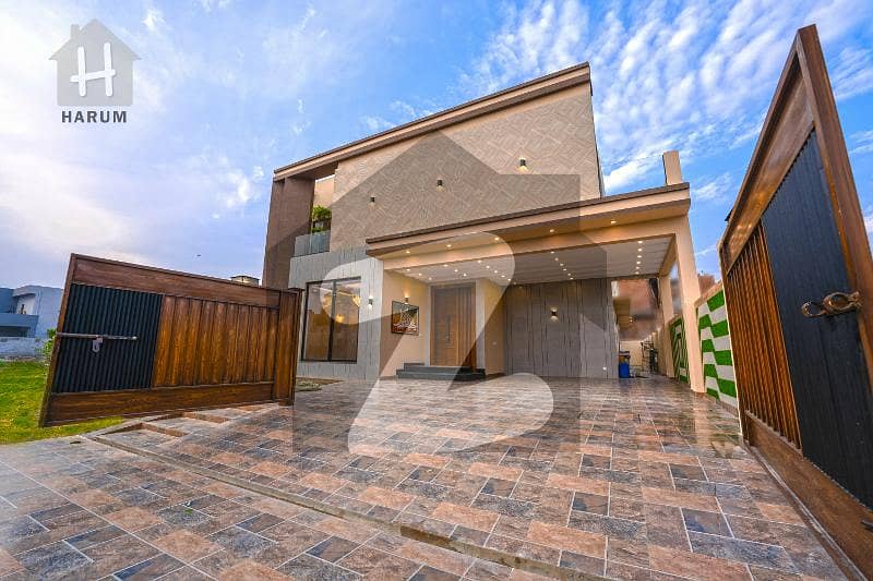 MOST LUXURIOUS MODERN DESIGN BUNGALOW AVAILABLE FOR SALE