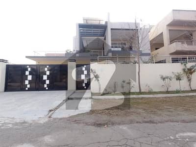 نیشنل پولیس فاؤنڈیشن او ۔ 9 - بلاک ڈی نیشنل پولیس فاؤنڈیشن او ۔ 9,اسلام آباد میں 7 کمروں کا 1 کنال مکان 7.5 کروڑ میں برائے فروخت۔