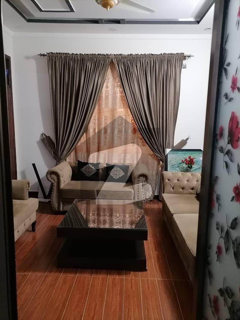 سوان گارڈن ۔ بلاک سی سوان گارڈن,اسلام آباد میں 2 کمروں کا 8 مرلہ مکان 1.9 کروڑ میں برائے فروخت۔