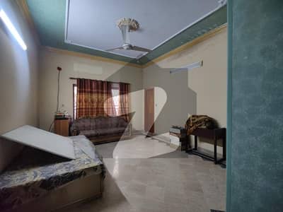 سبزہ زار سکیم لاہور میں 6 کمروں کا 1 کنال مکان 2.5 لاکھ میں کرایہ پر دستیاب ہے۔