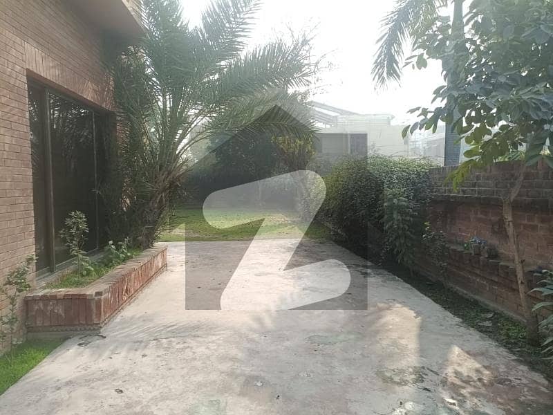 2 Kanal House With Huge Kanal Green Lush Lawn For Rent In DHA Phase 1 Block E Defence