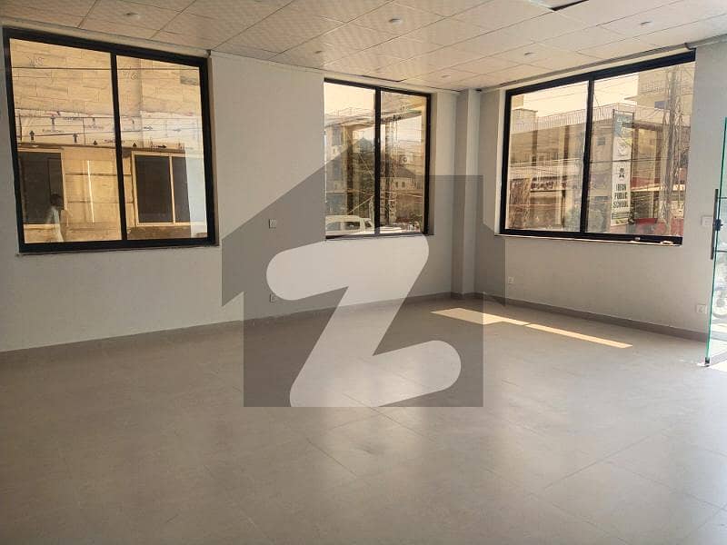 950sqft office Apartment Available for rent in satellite town