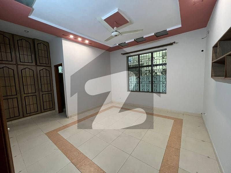 You Can Find A Gorgeous Upper Portion For rent In Johar Town