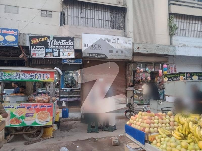 Gulshan-E-Iqbal Block 4 Shop For Rent Sized 400 Square Feet