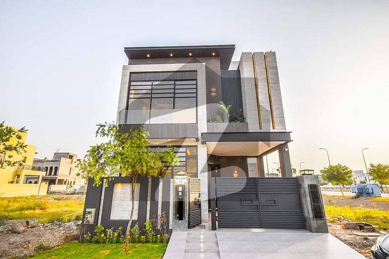 5 Marla Luxury Modern Design House For Sale In Ideal Location Of DHA Phase 6