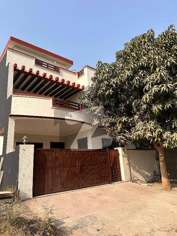 8 Marla Ready To Move House In G-15, Near Islamabad Airport.