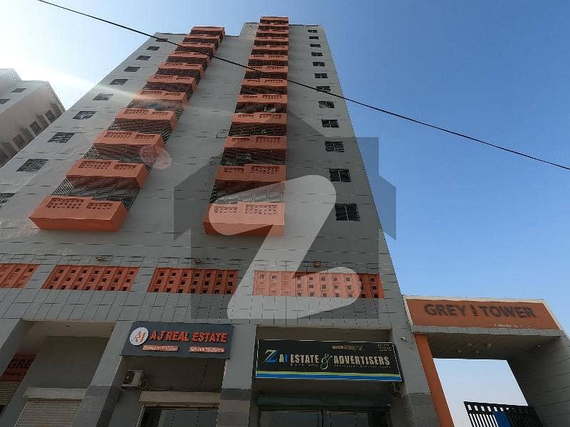 Grey Noor Tower & Shopping Mall Flat For Sale Sized 882 Square Feet