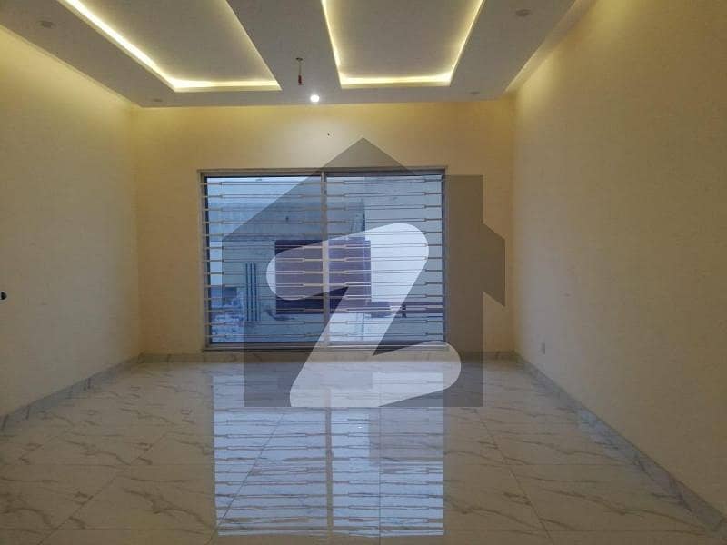 1 KANAL HOUSE UPPER PORTION FOR RENT IN DHA PHASE 6 LOWER LOCK
