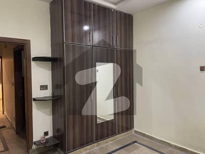 جوہر ٹاؤن فیز 2 جوہر ٹاؤن,لاہور میں 3 کمروں کا 5 مرلہ مکان 75.0 ہزار میں کرایہ پر دستیاب ہے۔