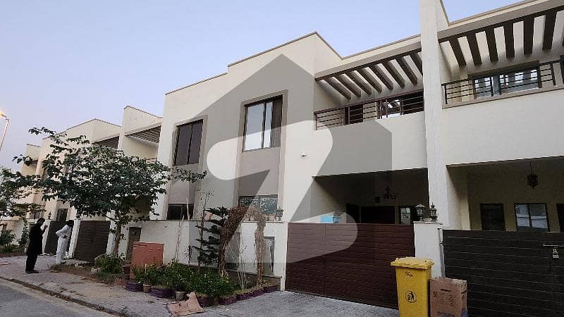 بحریہ ٹاؤن - پریسنٹ 12 بحریہ ٹاؤن کراچی,کراچی میں 4 کمروں کا 5 مرلہ مکان 1.3 کروڑ میں برائے فروخت۔