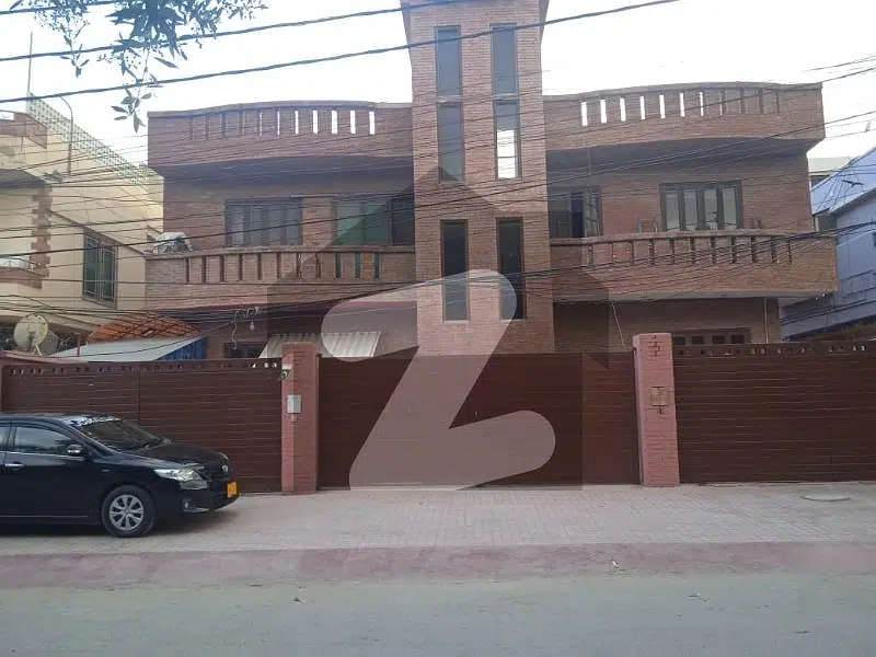 Clifton Block 2 Small Complex Flat Of 2200 Square Feet Available For sale In Clifton - Block 2