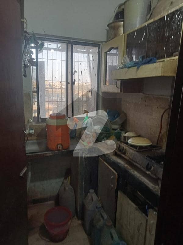 نارتھ کراچی کراچی میں 2 کمروں کا 3 مرلہ فلیٹ 38.0 لاکھ میں برائے فروخت۔