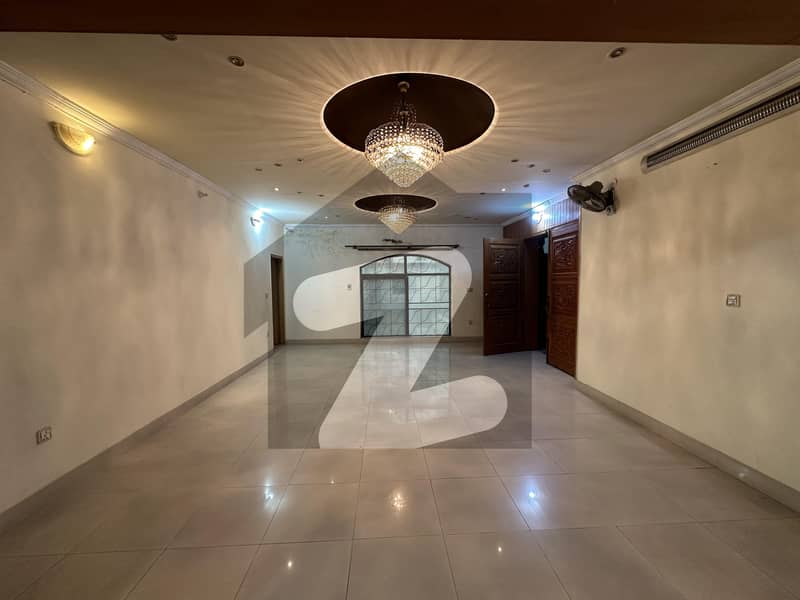 شادمان لاہور میں 3 کمروں کا 1 کنال بالائی پورشن 70.0 ہزار میں کرایہ پر دستیاب ہے۔