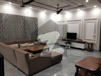 Ideally Located Upper Portion Of 1 Kanal Is Available For rent In Multan