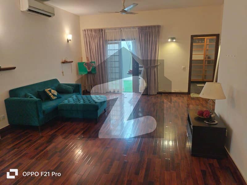 EXCLUSIVE FULLY FURNISHED BUNGALOW