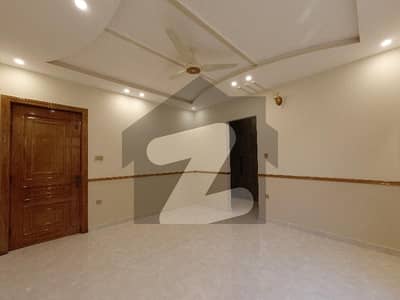 18.4 Marla +1.5 Knal Lawn House Is Available For Sale In Usman Block