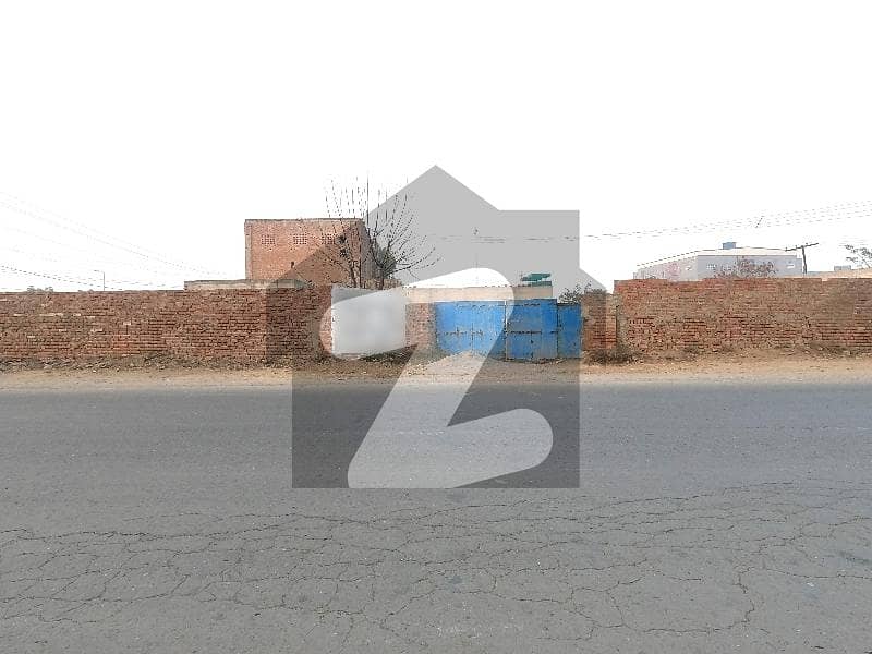 8 Kanal Residential Plot Is Available For Sale In Gajju Matah Lahore