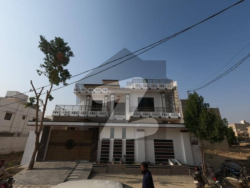 زینت آباد سکیم 33,کراچی میں 6 کمروں کا 16 مرلہ مکان 6.0 کروڑ میں برائے فروخت۔