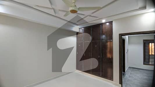 2 BED APARTMENT AVAILABLE FOR RENT ( 3RD FLOOR ) 11 SQUARE F17 T&Amp; T MAIN DOUBLE ROAD MAIN MARKAZ F-17,