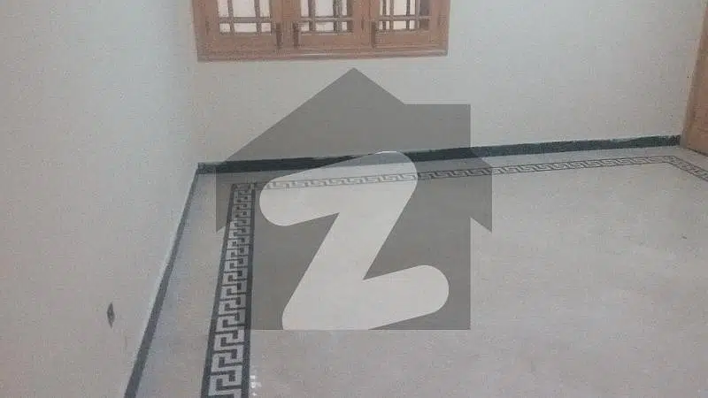 A Prime Location 1 Kanal House Located In Defence Officer Colony Is Available For Rent