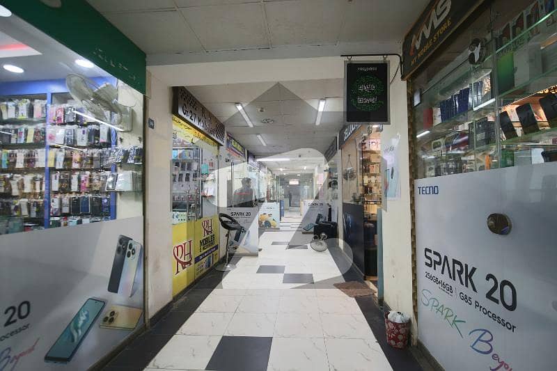 سیٹلائٹ ٹاؤن - 6 ویں روڈ سیٹیلائیٹ ٹاؤن - بلاک ڈی,سیٹیلائیٹ ٹاؤن,راولپنڈی میں 1 مرلہ دکان 2.88 کروڑ میں برائے فروخت۔