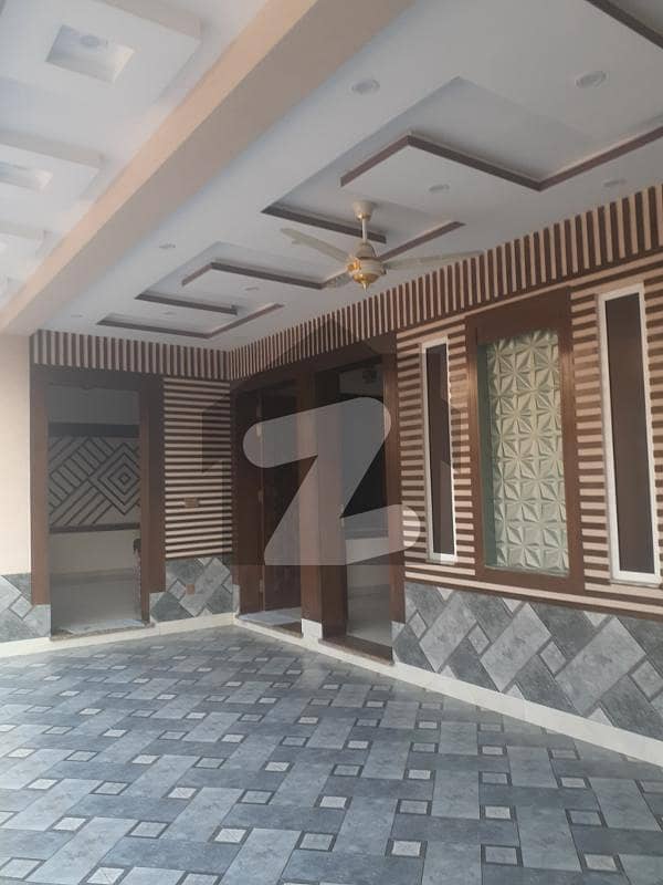 سوان گارڈن اسلام آباد میں 7 کمروں کا 12 مرلہ مکان 5.0 کروڑ میں برائے فروخت۔