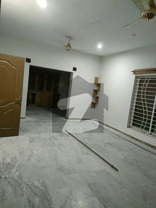 Beautiful House Upper Portion For Rent.