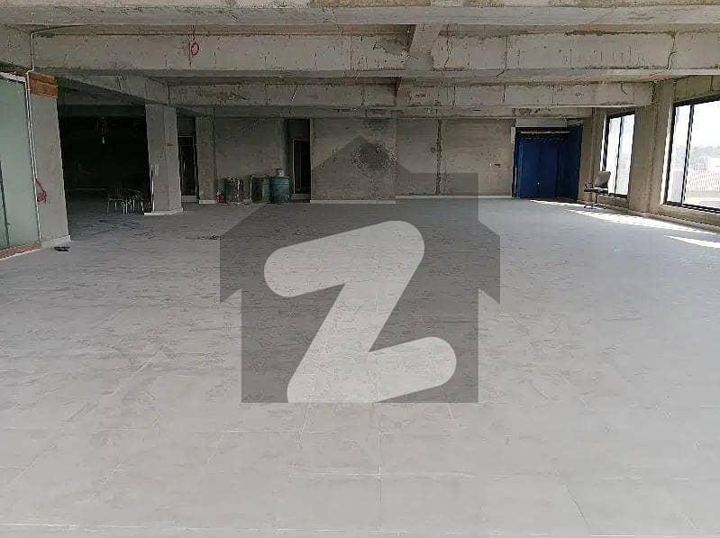 2 kanal hall for snooker 10 table Gym warehouse ,office for rent in faisal town rushi area