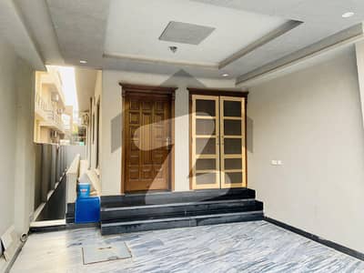 Upper Portion In Bahria Town Phase 4 For Rent