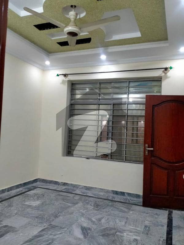 ائیرپورٹ ہاؤسنگ سوسائٹی راولپنڈی میں 4 کمروں کا 6 مرلہ مکان 50.0 ہزار میں کرایہ پر دستیاب ہے۔