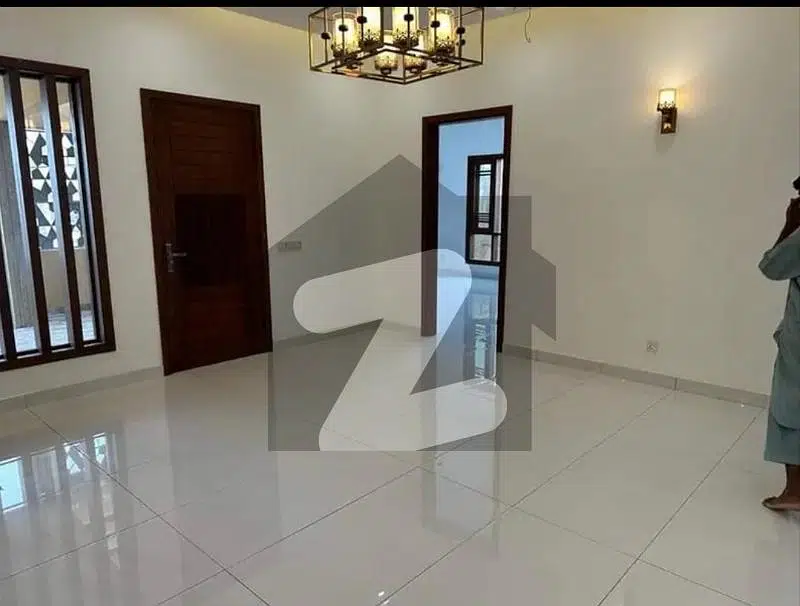 300 Yards Beautiful Fully Renovated Bungalow In Prime Location Dha Phase 4 Karachi