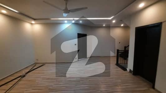 L Block 7 Bed Room House For Rent