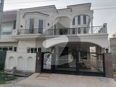 Prime Location 10 Marla House In Wapda Town Phase 1 Block E Is Best Option