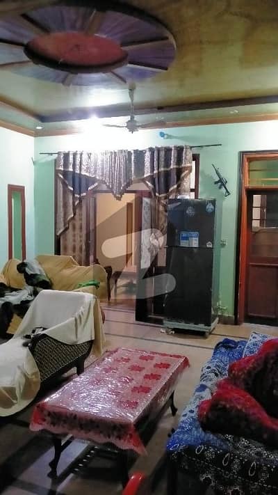 سبزہ زار سکیم ۔ بلاک جے سبزہ زار سکیم,لاہور میں 4 کمروں کا 8 مرلہ مکان 2.9 کروڑ میں برائے فروخت۔