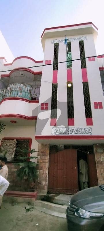 گلستان جوہر - بلاک 9-اے گلستانِ جوہر,کراچی میں 6 کمروں کا 5 مرلہ مکان 2.52 کروڑ میں برائے فروخت۔
