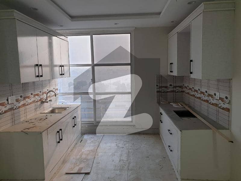 1 Bed Non-Furnished apartment for sale 594 sqf In G1 Phase 4, Bahria Orchard, Lahore.