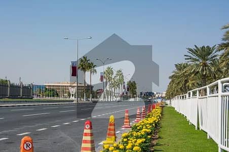 The Best Possible Location 1 Kanal Possession Plot for Sale In EE Block Bahria Town Lahore