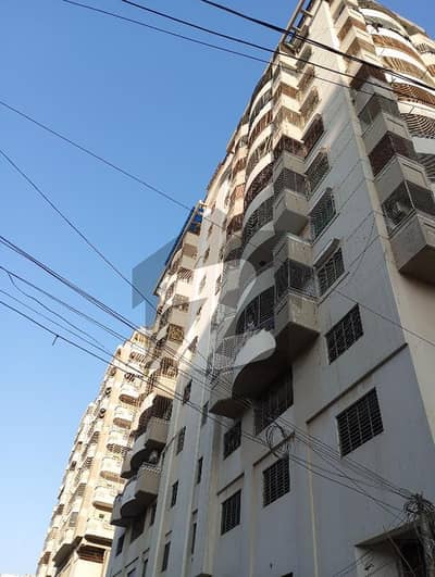 شرف آباد گلشنِ اقبال ٹاؤن,کراچی میں 3 کمروں کا 7 مرلہ فلیٹ 3.6 کروڑ میں برائے فروخت۔