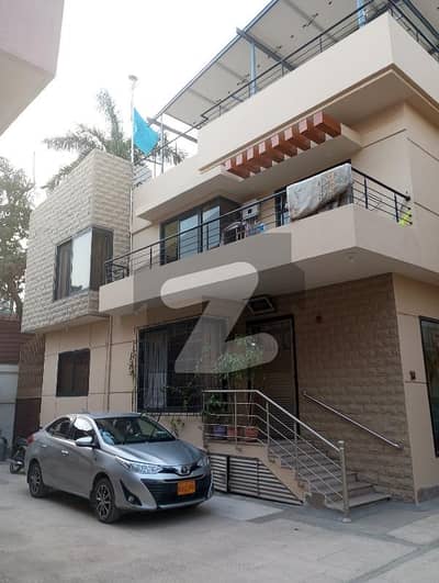 پی ای سی ایچ ایس بلاک 3 پی ای سی ایچ ایس,جمشید ٹاؤن,کراچی میں 5 کمروں کا 10 مرلہ مکان 9.25 کروڑ میں برائے فروخت۔