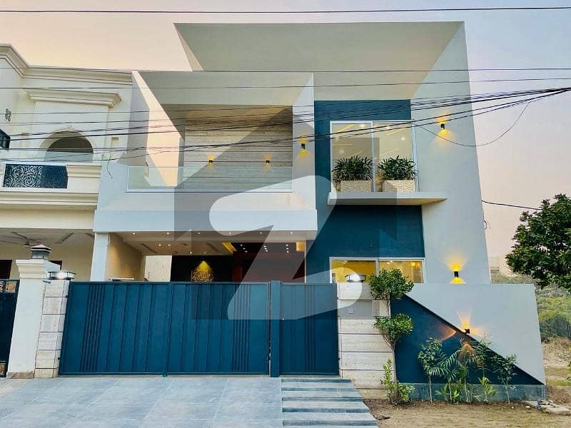 Prime Location 12 Marla House For Sale In Multan