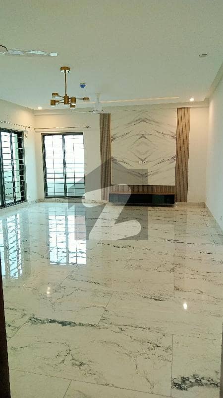 Brend New apartment for Rent in Askari 11 sec-D Lahore