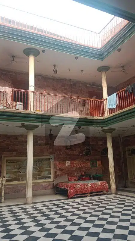 Great Location Triple Storey House For Sale
