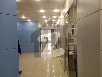 1800 SQFTS OFFICE AVAILABLE FOR RENT AT SAHRA-E-FAISAL